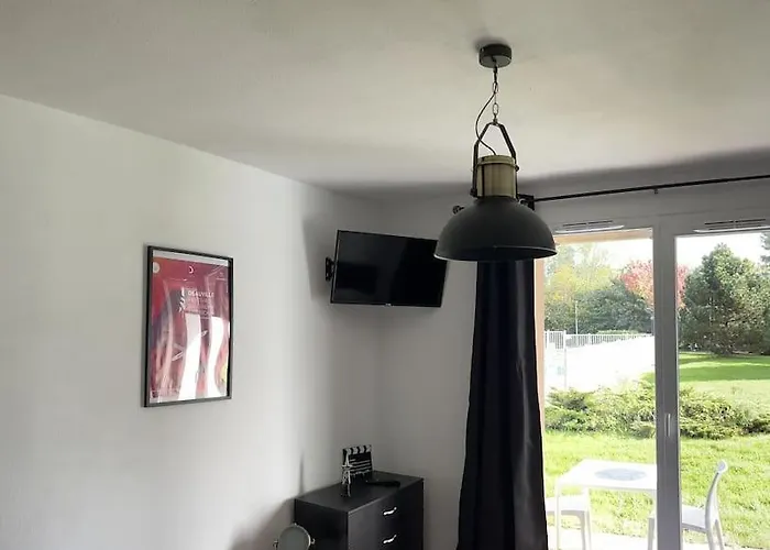 Avec Piscine Pres D'honfleur